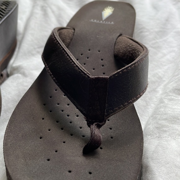 Volatile Sandals - Picture 7 of 8